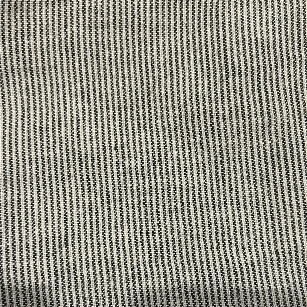 Women’s  Gray Striped linen Pants - Picture 4 of 6